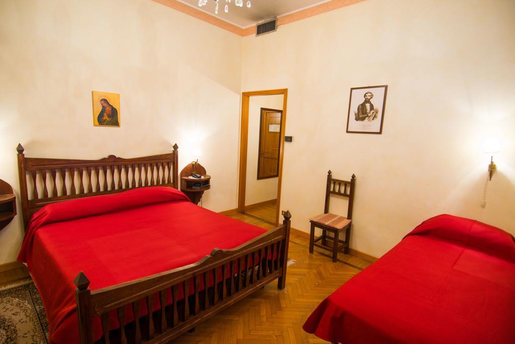 Hotel I Due Foscari Busseto Kamer foto