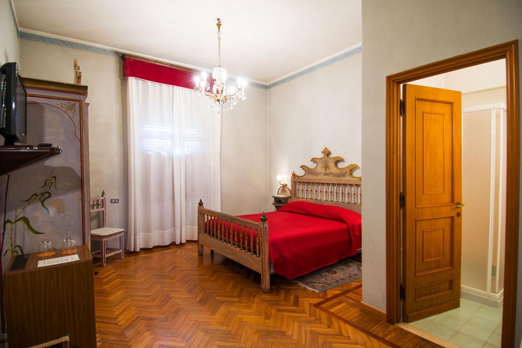 Hotel I Due Foscari Busseto Kamer foto